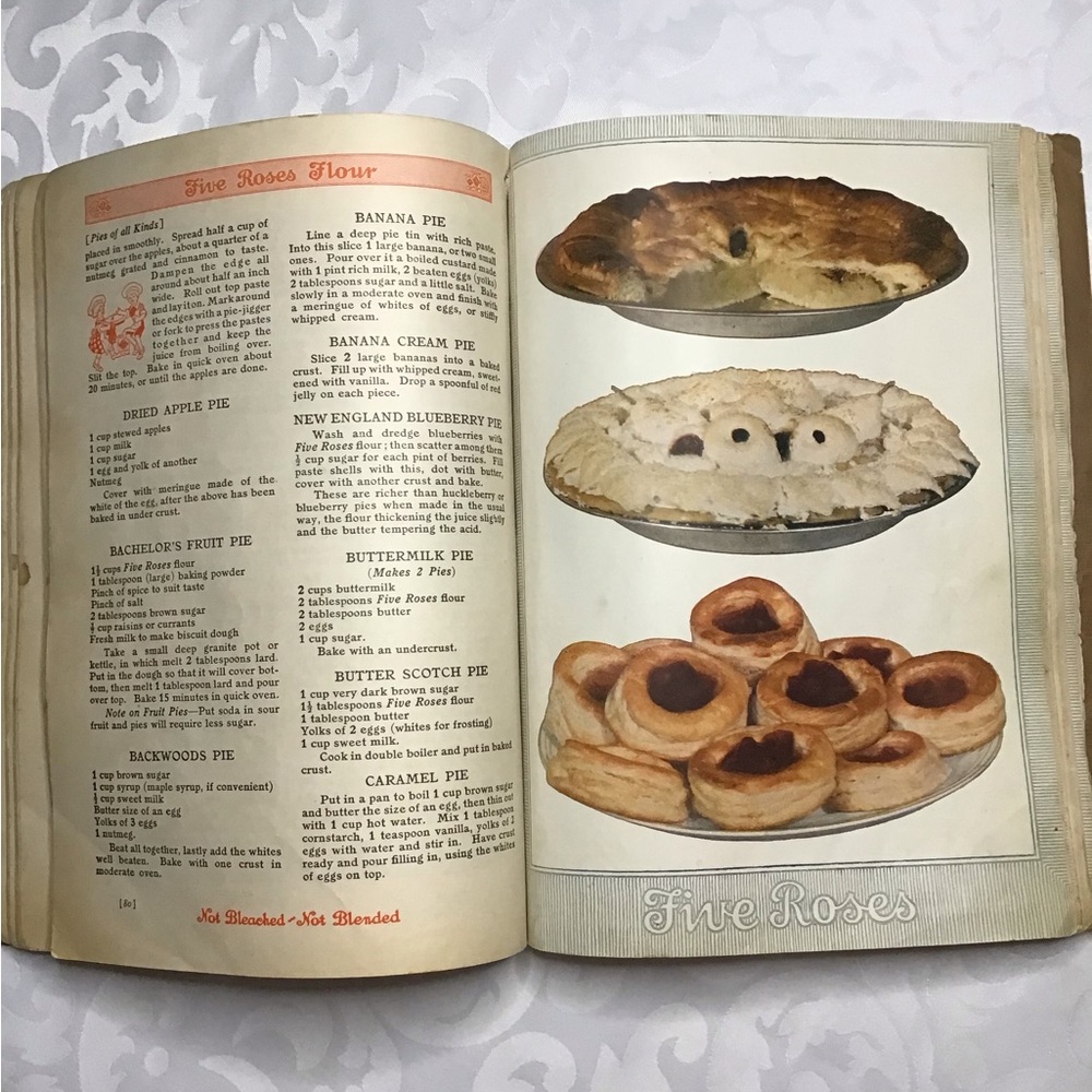 VINTAGE FIVE ROSES COOKBOOK - Picture 8 of 16